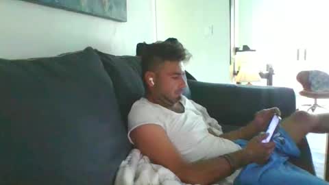 Mercedes190d online show from November 26, 2025, 7:04 pm