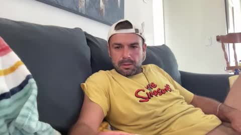 Mercedes190d online show from March 4, 2026, 4:46 pm