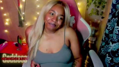 Mercedes Redd online show from June 6, 2026, 2:44 pm
