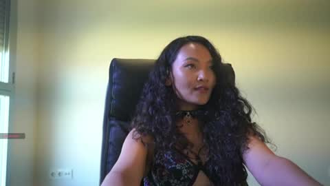 Snapshot of mercedesss_8 chatting on May 28, 2026, 11:40 am Next show on 03 Dec online show from May 28, 2026, 11:40 am
