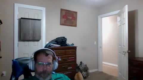 Snapshot of mercer1977 chatting on October 13, 2025, 12:16 pm mercer1977 online show from October 13, 2025, 12:16 pm