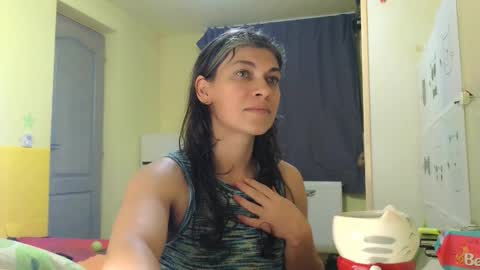 Snapshot of merciylove chatting on January 18, 2026, 5:28 pm Miss Helena online show from January 18, 2026, 5:28 pm