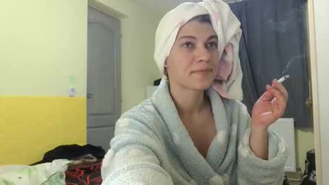 Snapshot of merciylove chatting on February 25, 2026, 5:00 pm Miss Helena online show from February 25, 2026, 5:00 pm