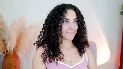Snapshot of merida_bell18 chatting on February 9, 2026, 9:30 pm Merida Bell online show from February 9, 2026, 9:30 pm