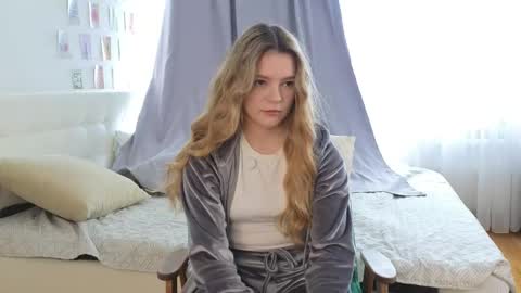 Snapshot of meridethstabley chatting on May 30, 2026, 4:42 am Rita online show from May 30, 2026, 4:42 am
