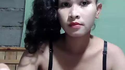 merietiny online show from January 12, 2025, 6:49 am