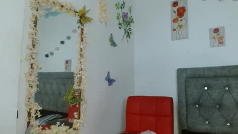 Snapshot of meriilyn_monroe724 chatting on November 12, 2025, 8:41 pm meriilyn_monroe724 online show from November 12, 2025, 8:41 pm