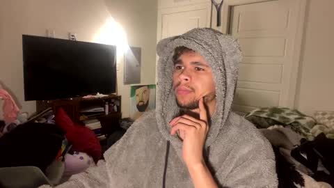 Snapshot of merlinharriss chatting on February 18, 2025, 11:44 am Merlinz Magic online show from February 18, 2025, 11:44 am