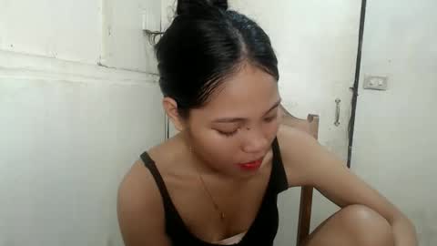 Snapshot of merryrose143 chatting on April 4, 2026, 5:06 am merryrose143 online show from April 4, 2026, 5:06 am