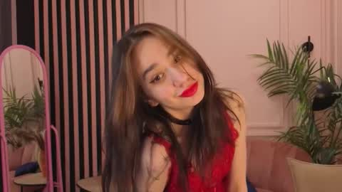 Snapshot of mery__ray chatting on December 3, 2025, 1:20 pm Aliceeee online show from December 3, 2025, 1:20 pm