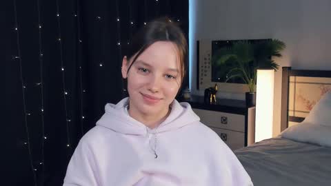 Snapshot of meryldell chatting on March 2, 2025, 11:07 am Lollita online show from March 2, 2025, 11:07 am