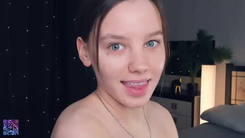 Snapshot of meryldell chatting on March 6, 2025, 10:09 am Lollita online show from March 6, 2025, 10:09 am