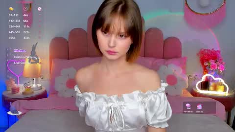 Snapshot of merylew chatting on November 18, 2025, 6:18 am Anna online show from November 18, 2025, 6:18 am