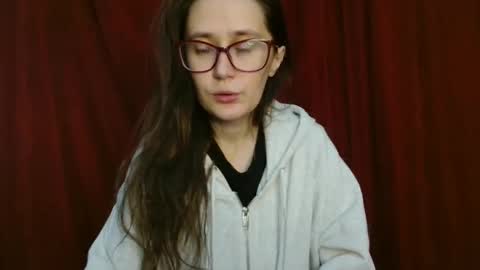 Jessica online show from November 5, 2025, 12:16 pm