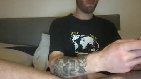 messageme11 online show from November 29, 2025, 10:35 pm