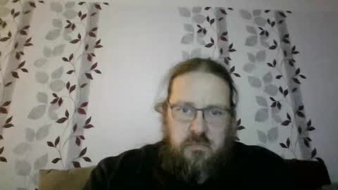 Snapshot of metallbuddy chatting on December 8, 2024, 7:54 pm ask me online show from December 8, 2024, 7:54 pm