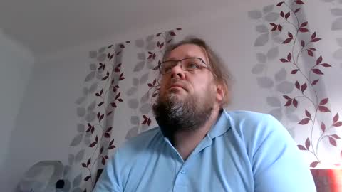 Snapshot of metallbuddy chatting on January 20, 2025, 9:13 am ask me online show from January 20, 2025, 9:13 am