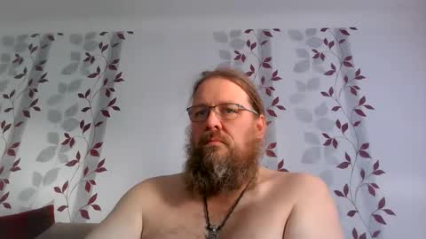 Snapshot of metallbuddy chatting on September 19, 2025, 2:29 pm ask me online show from September 19, 2025, 2:29 pm