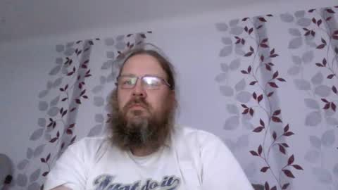 Snapshot of metallbuddy chatting on September 22, 2025, 5:31 am ask me online show from September 22, 2025, 5:31 am