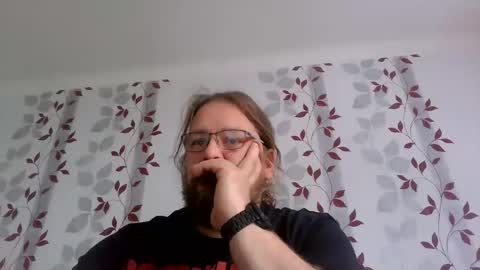 Snapshot of metallbuddy chatting on October 26, 2025, 9:59 am ask me online show from October 26, 2025, 9:59 am