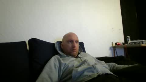 metaller123456 online show from March 25, 2026, 7:09 pm