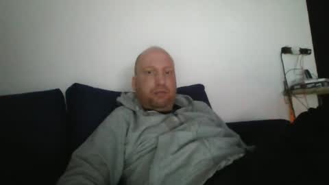 metaller123456 online show from March 29, 2026, 6:46 am