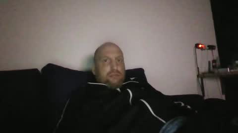 metaller123456 online show from June 4, 2026, 8:26 pm