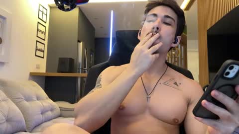 mettew22cm online show from April 15, 2026, 8:42 pm