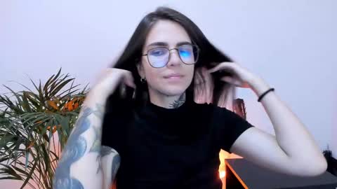 Meurif online show from February 10, 2025, 1:44 pm