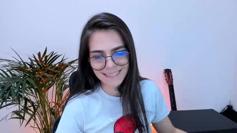 Meurif online show from February 11, 2025, 3:08 pm