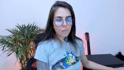 Meurif online show from February 23, 2025, 6:12 pm