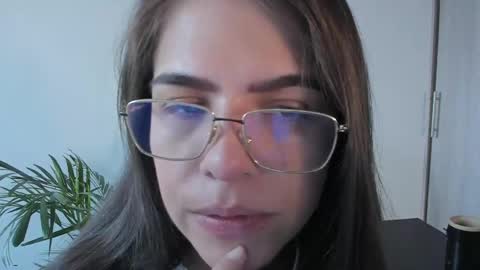 Meurif online show from May 20, 2026, 12:44 pm