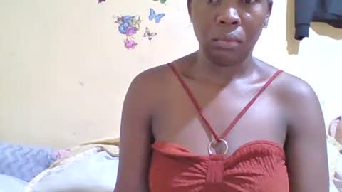 Snapshot of meybel chatting on June 18, 2026, 5:30 am Meybel online show from June 18, 2026, 5:30 am