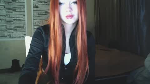 vollmond online show from March 2, 2025, 8:07 pm