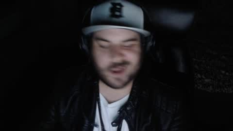 Snapshot of mi_vida21 chatting on September 26, 2025, 5:06 pm just ask online show from September 26, 2025, 5:06 pm