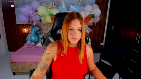 Violett online show from April 4, 2026, 8:28 pm