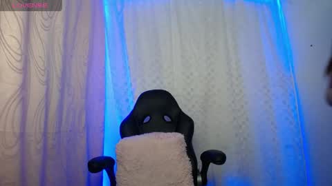 Snapshot of mia_199912 chatting on April 16, 2026, 7:47 pm miaa online show from April 16, 2026, 7:47 pm