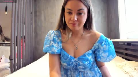 Snapshot of mia___mur chatting on June 4, 2026, 3:34 am Mia online show from June 4, 2026, 3:34 am