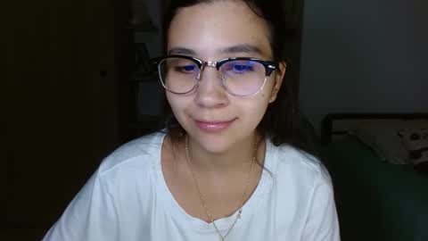 Mia online show from February 5, 2026, 3:33 am