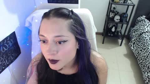 mia online show from March 6, 2025, 2:09 am