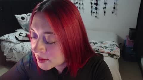 mia online show from March 19, 2026, 12:14 am