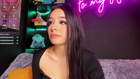 Mia Baker  online show from December 21, 2024, 3:20 pm