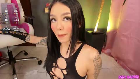 Mia Baker  online show from February 26, 2025, 11:37 pm