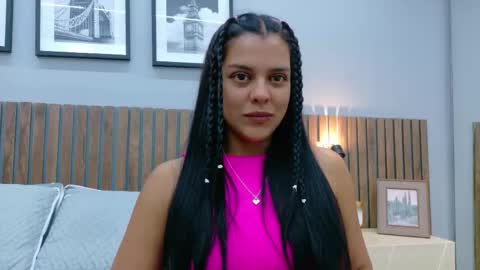 Mia Bellefort online show from February 9, 2026, 8:13 pm