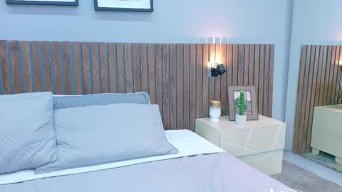 Mia Bellefort online show from February 27, 2026, 8:09 pm