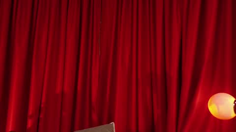 Mia Benett  online show from April 23, 2026, 5:37 pm