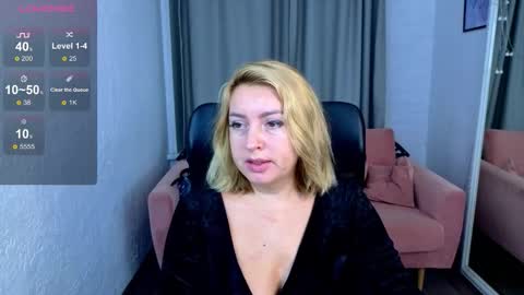 Snapshot of mia_bloomie chatting on September 26, 2025, 6:39 am Mia online show from September 26, 2025, 6:39 am