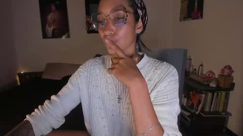 Snapshot of mia_crazysweet chatting on March 20, 2026, 1:49 pm Mia Sandoval online show from March 20, 2026, 1:49 pm