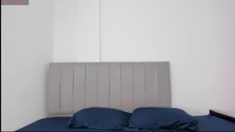 Snapshot of mia_cute25 chatting on February 6, 2026, 1:47 pm online show from February 6, 2026, 1:47 pm