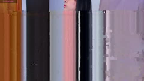 Mia online show from April 6, 2026, 8:54 pm